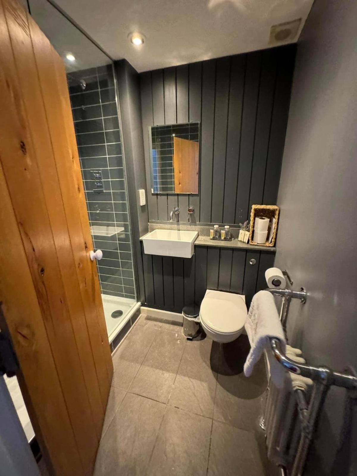 The Ragged Cot Hotell Minchinhampton Eksteriør bilde