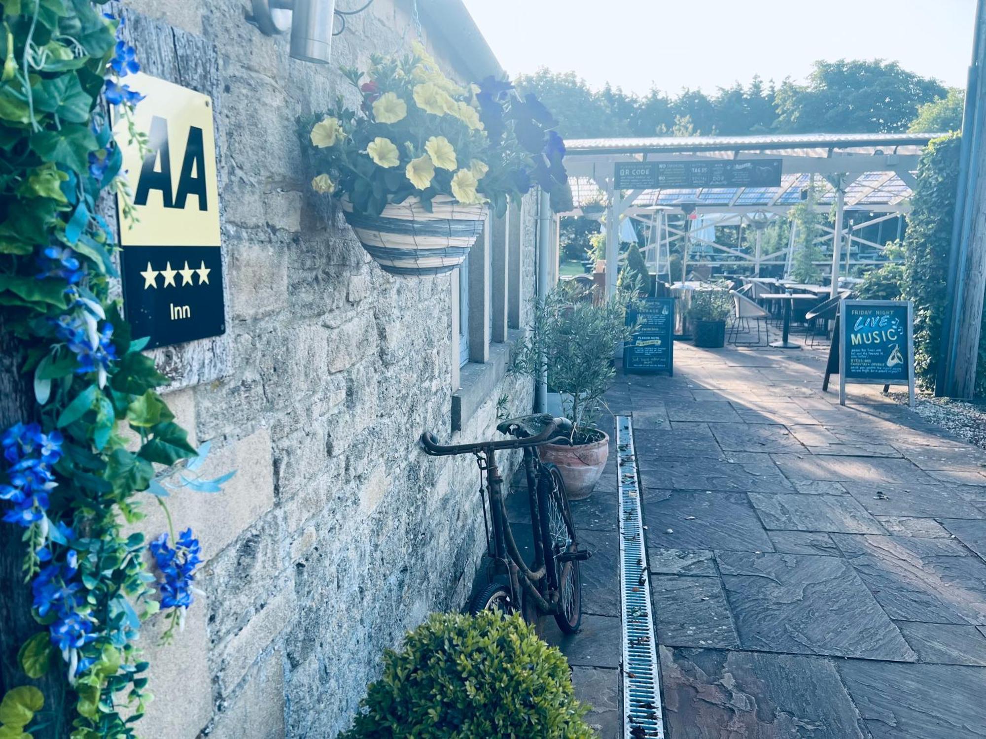 The Ragged Cot Hotell Minchinhampton Eksteriør bilde